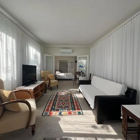 Sophies House In Bitez Vakantiehuis